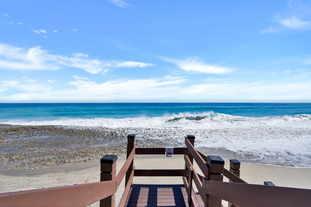 3966 N Ocean Drive, Unit 8, Riviera Beach, FL 33404 Photo