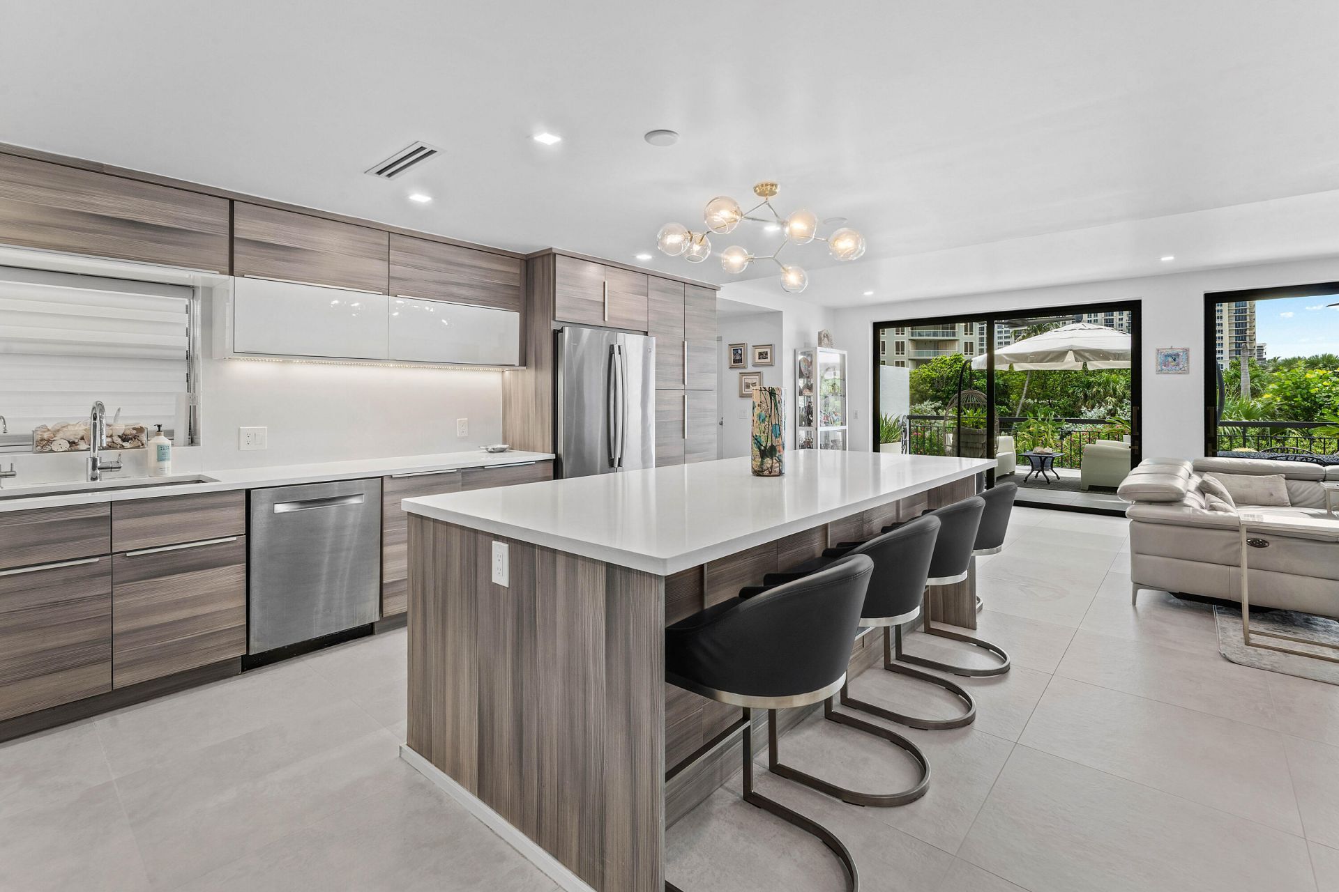 3966 N Ocean Drive, Unit 8, Riviera Beach, FL 33404 Photo