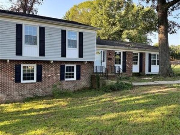2404 Revolan Court, Greensboro, NC 27407