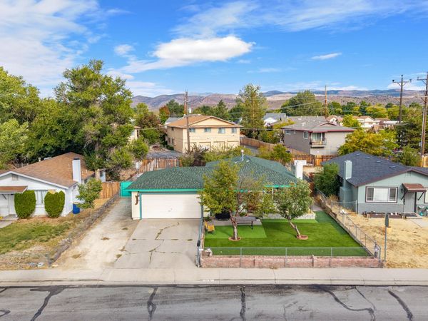 3737 Woodside Drive, Carson City, NV 89701