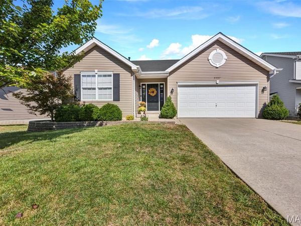 5507 Dressel Drive, Cottleville, MO 63304