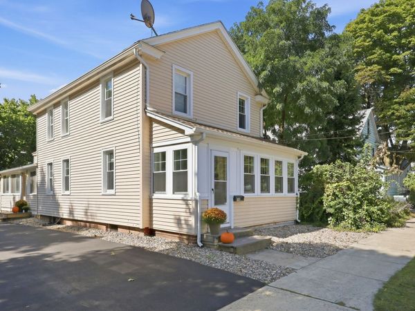 10 Canal St, South Hadley, MA 01075