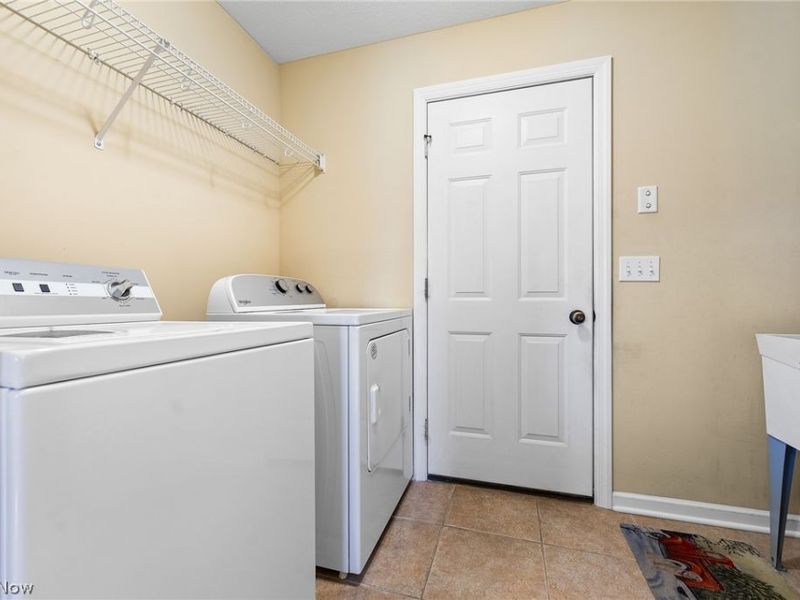 5290 Skye Drive, New Middletown, OH 44442 Photo 18