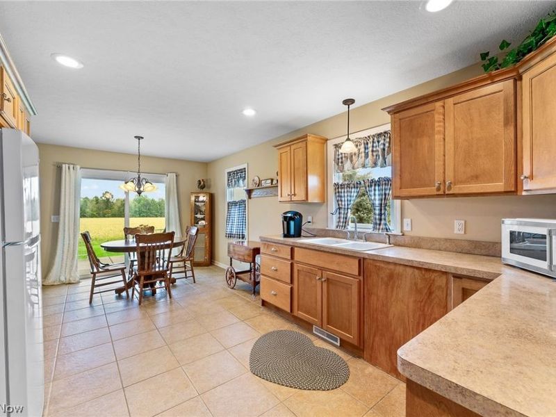 5290 Skye Drive, New Middletown, OH 44442 Photo 9