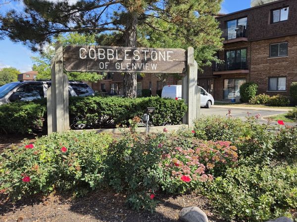 718 Cobblestone Circle , Unit C, Glenview, IL 60025