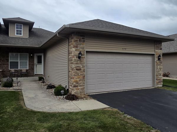 530 Cochran Drive , Crown Point, IN 46307