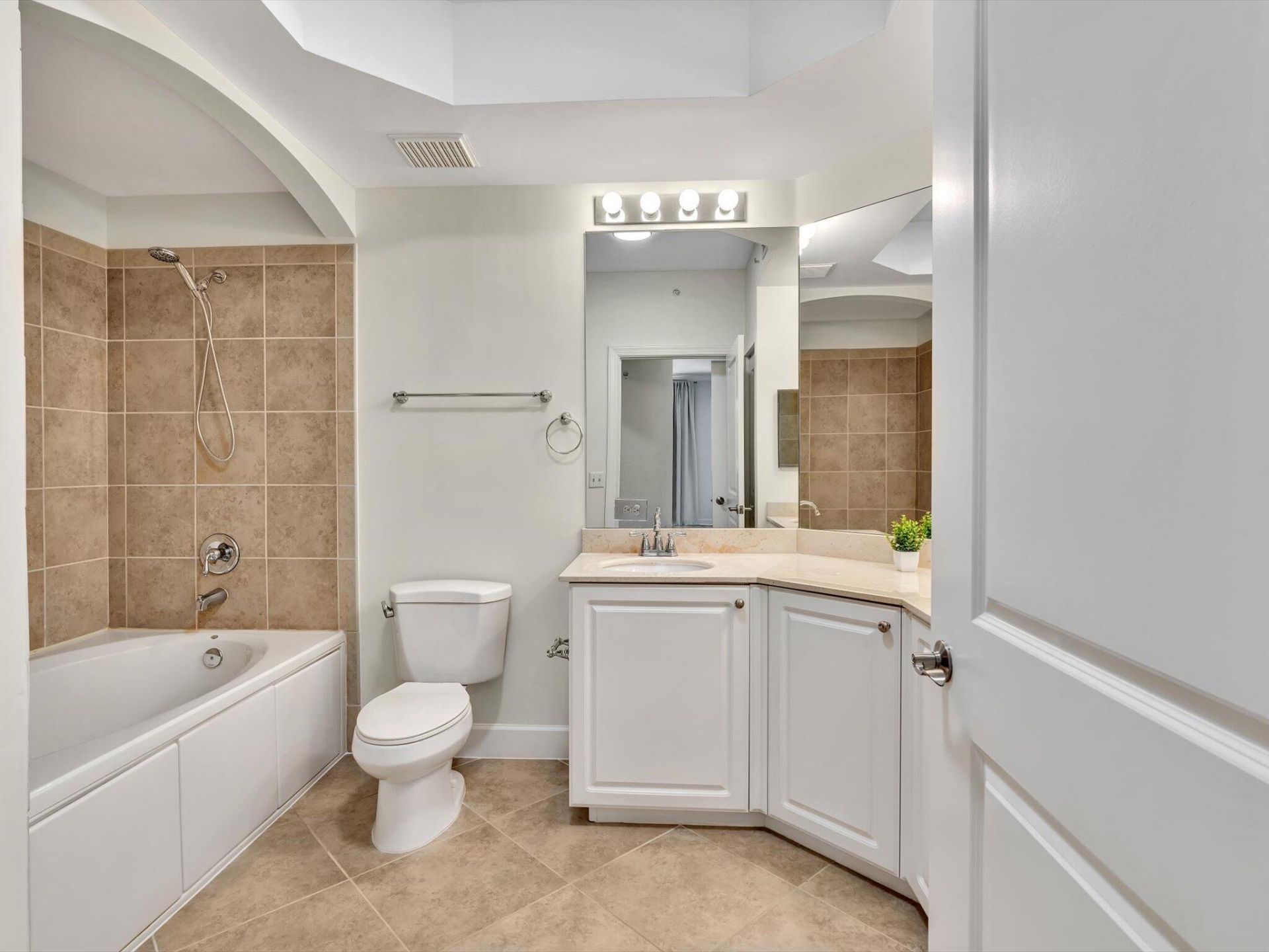 1405 Renaissance Way, Unit 405, Boynton Beach, FL 33426 Photo