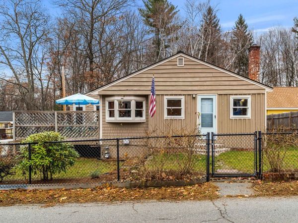 57 Richardson Ave, Dracut, MA 01826
