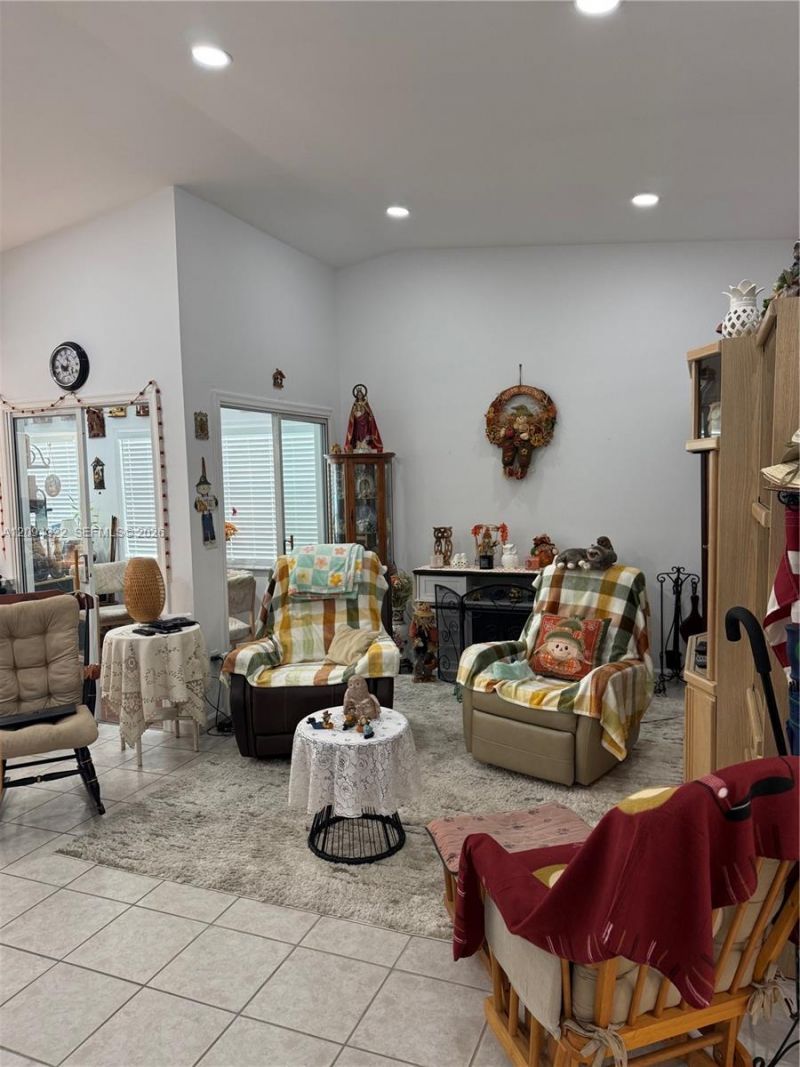 640 SE 22nd Ln, Homestead, FL 33033 Photo