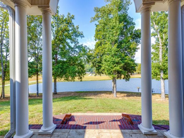 545 Longbranch Rd , Hohenwald, TN 38462