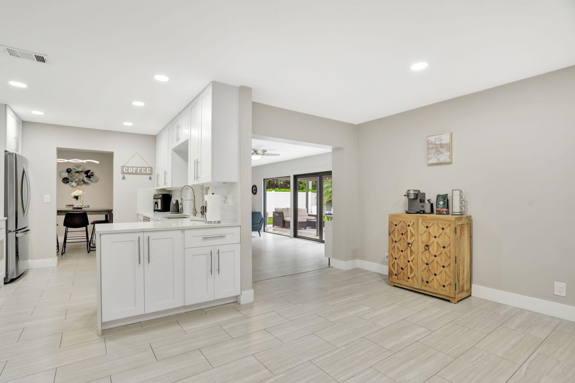 1035 NW 5th Avenue, Boca Raton, FL 33432 Photo