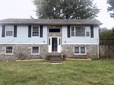3872 Hidden Springs Drive, Lexington, KY 40514