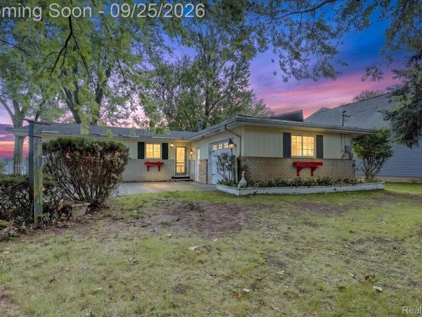 4223 Sadler Drive, Fenton Township, Mi 48451