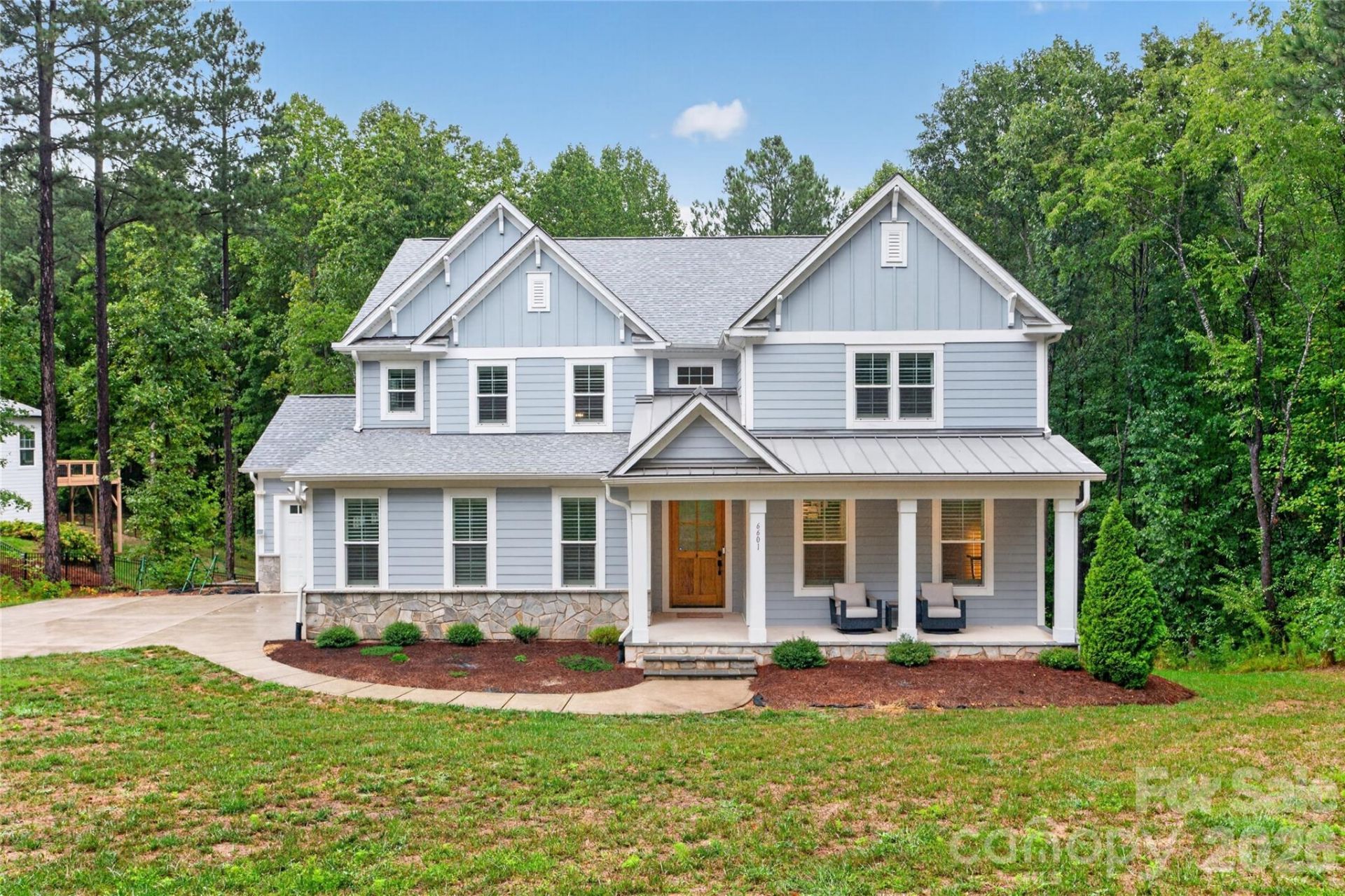 6601 Harbor Oaks Drive, Denver, NC 28037 Main Photo