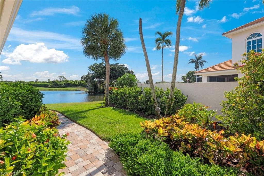 2153 Paget Cir, Unit 1, Naples, FL 34112 Photo