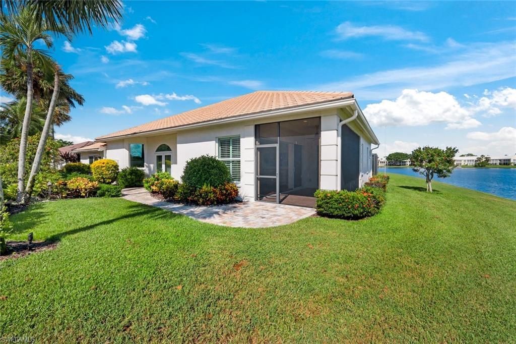 2153 Paget Cir, Unit 1, Naples, FL 34112 Photo