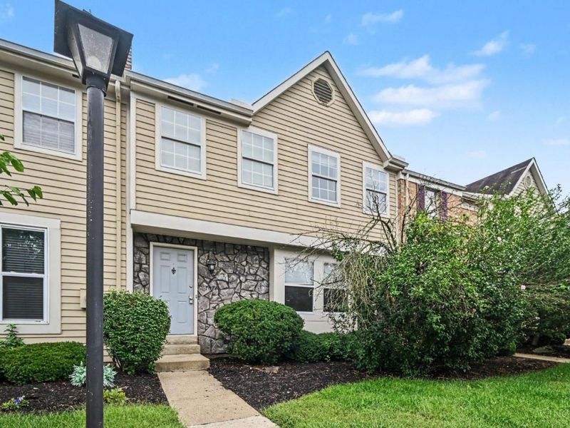 1024 Stratford Court, Loveland, OH 45140 Photo 1