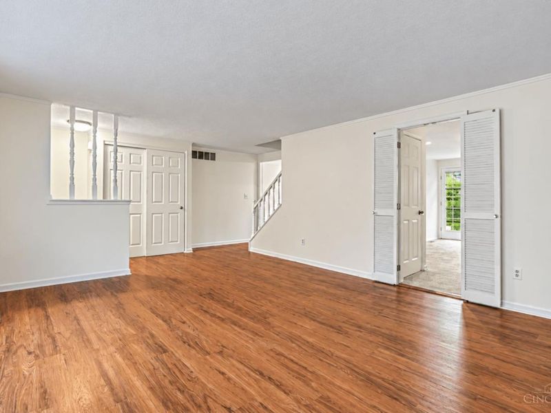 1024 Stratford Court, Loveland, OH 45140 Photo 4
