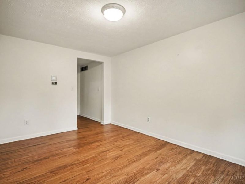 1024 Stratford Court, Loveland, OH 45140 Photo 6