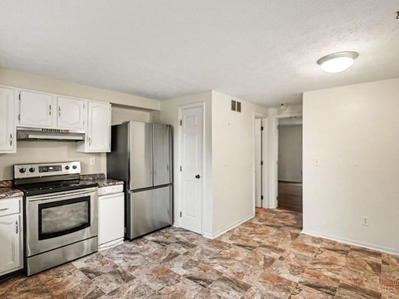 1024 Stratford Court, Loveland, OH 45140 Photo 7