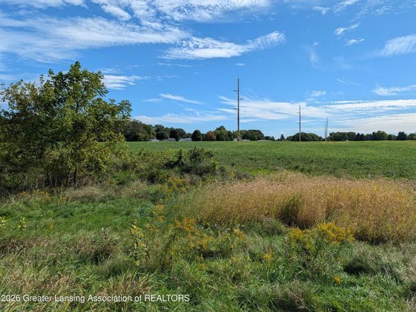 7998 E Grand River Avenue, Portland, MI 48875