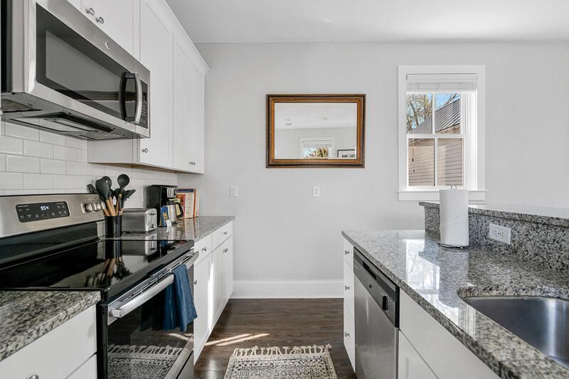 162 Spring Street Photo 19