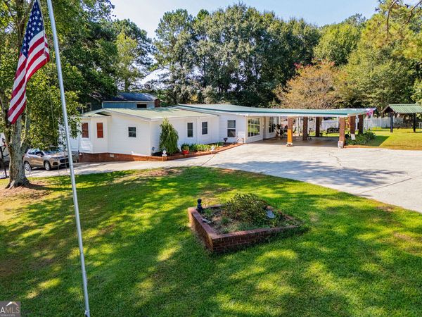 2074 Roopville Veal Road, Roopville, GA 30170