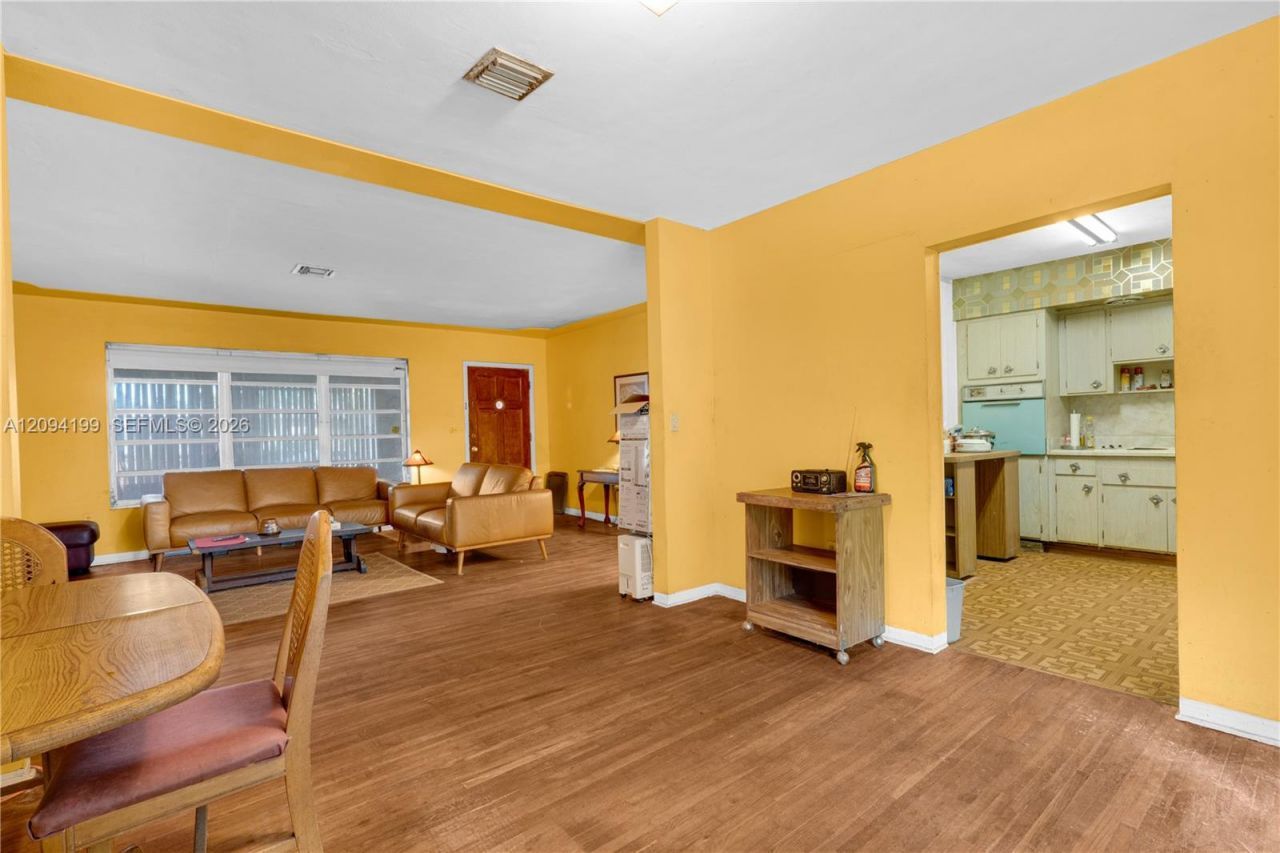 13205 NE 2nd Ave, North Miami, FL 33161 Photo
