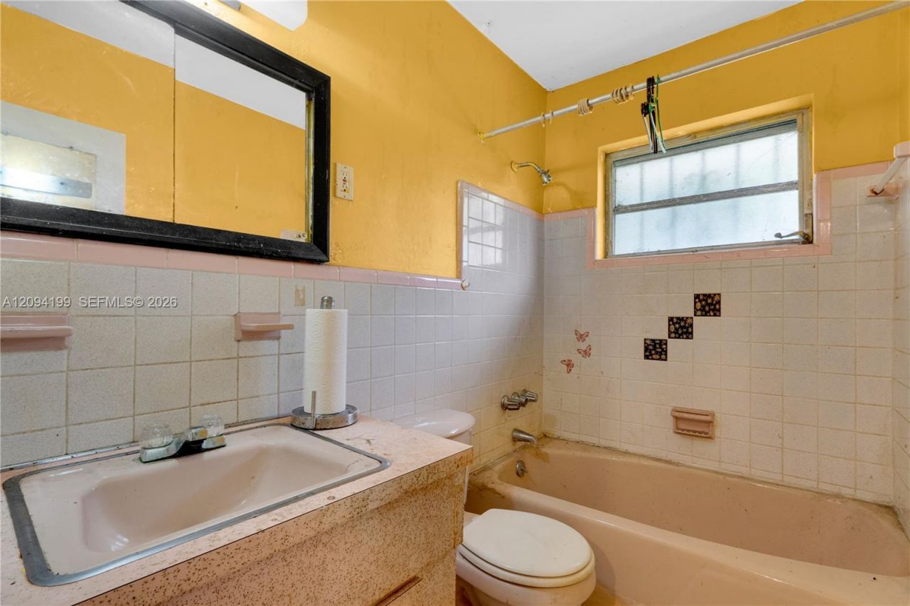 13205 NE 2nd Ave, North Miami, FL 33161 Photo