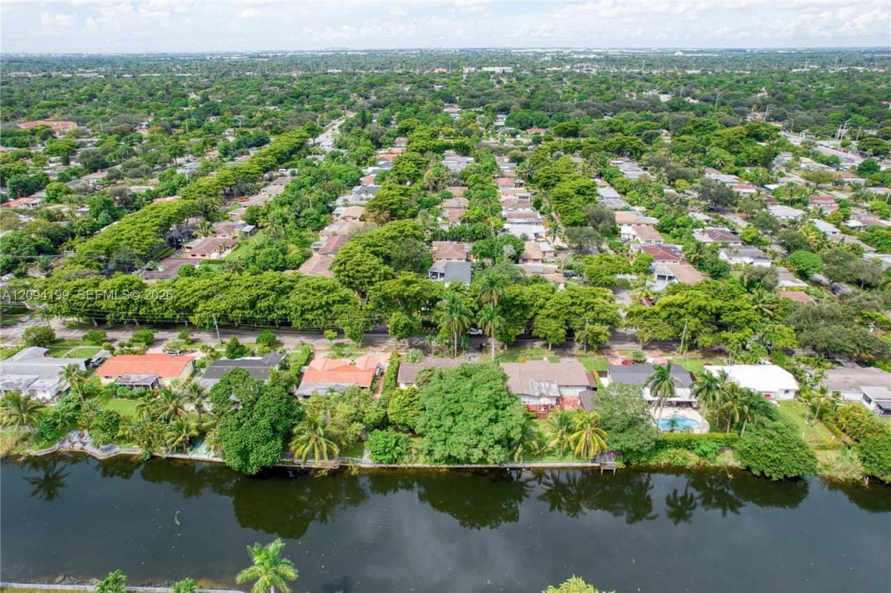 13205 NE 2nd Ave, North Miami, FL 33161 Photo