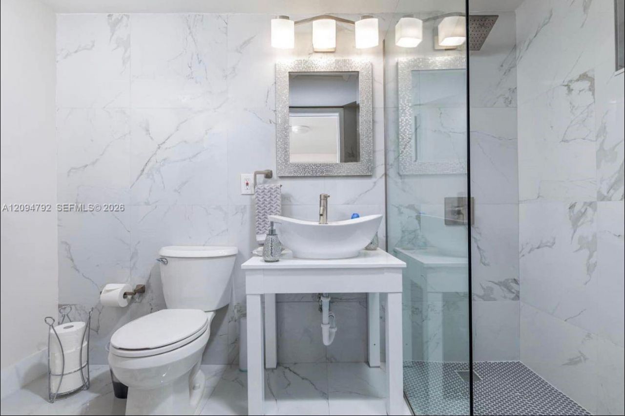 280 NW 148th St , Unit A, Miami, FL 33168 Photo