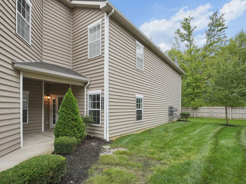 5442 Nottinghamshire Lane, Westerville, OH 43081 Photo 2