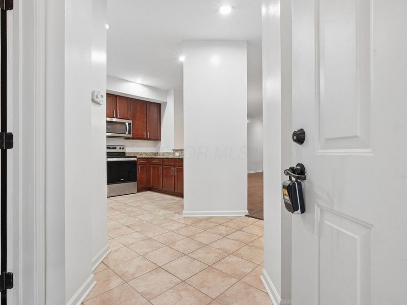 5442 Nottinghamshire Lane, Westerville, OH 43081 Photo 4