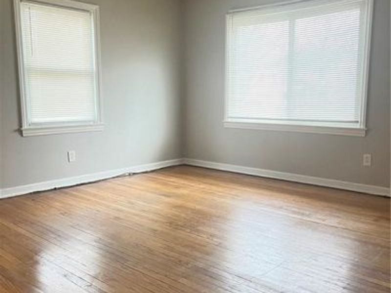 14906 Harvard Avenue, Cleveland, OH 44128 Photo 2