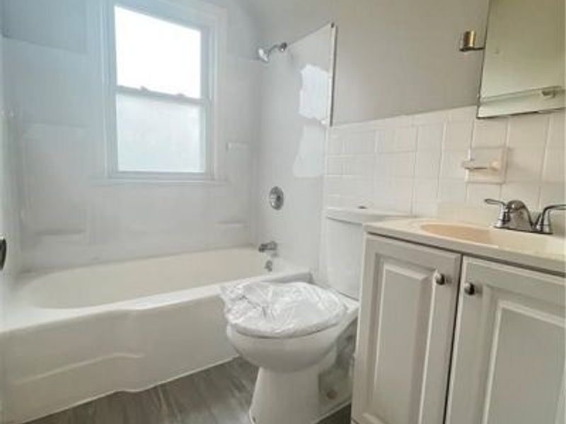 14906 Harvard Avenue, Cleveland, OH 44128 Photo 4