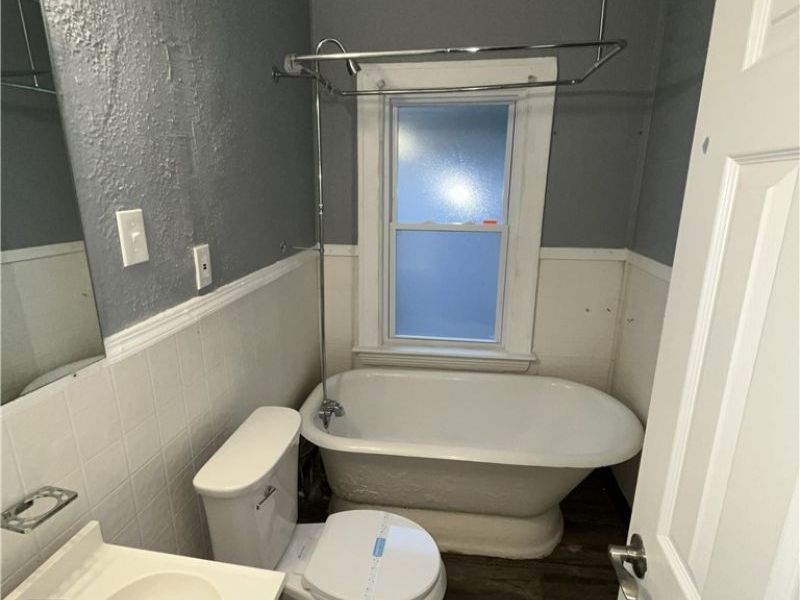 3658 E 143rd Street, Unit Upper, Cleveland, OH 44120 Photo 12