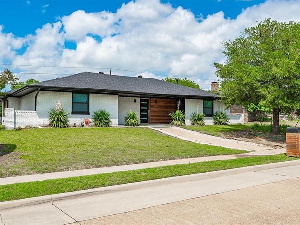 2760 N Hillbrier Circle, Plano, TX 75075
