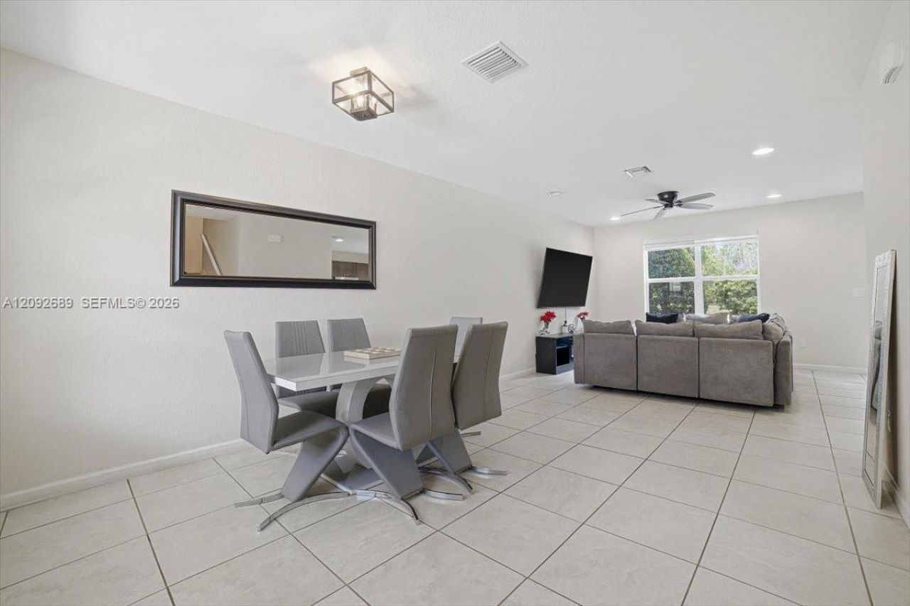 2221 NW Treviso Cir , Port Saint Lucie, FL 34986 Photo