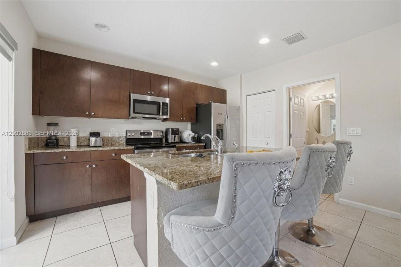 2221 NW Treviso Cir , Port Saint Lucie, FL 34986 Photo