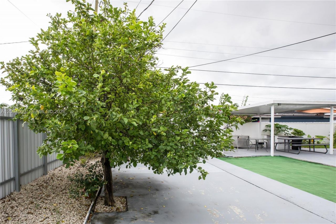 188 E 59th St, Hialeah, FL 33013 Photo