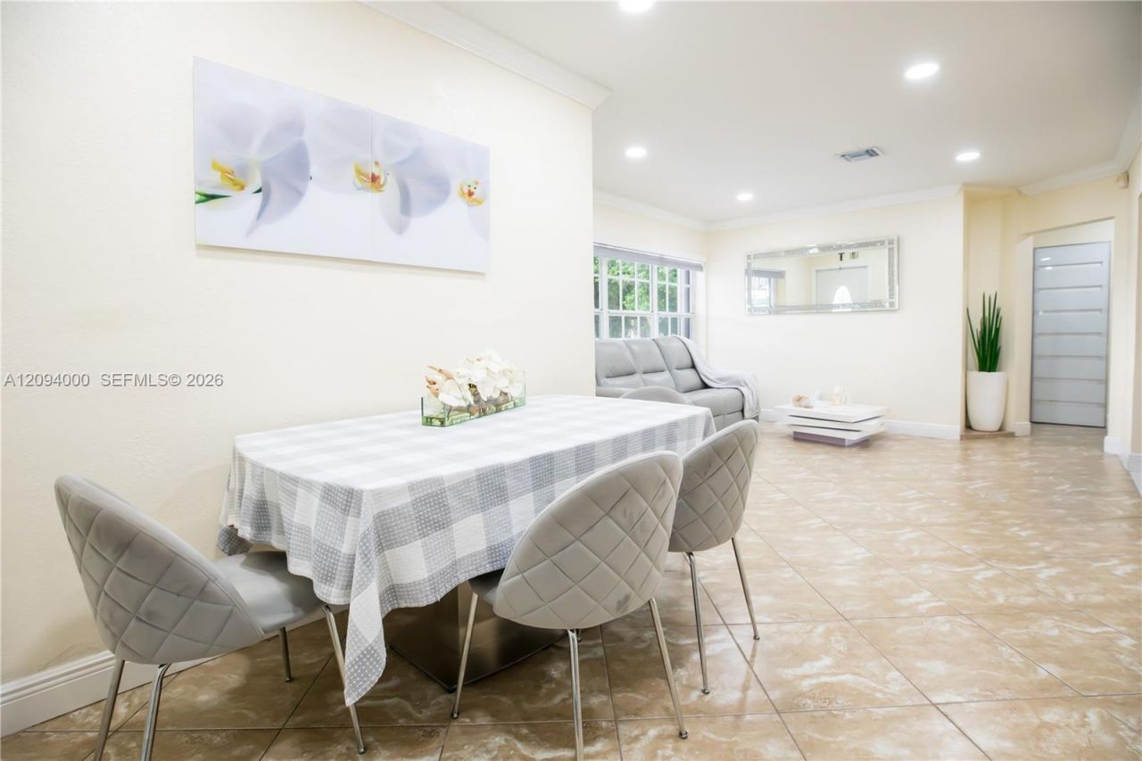 188 E 59th St, Hialeah, FL 33013 Photo