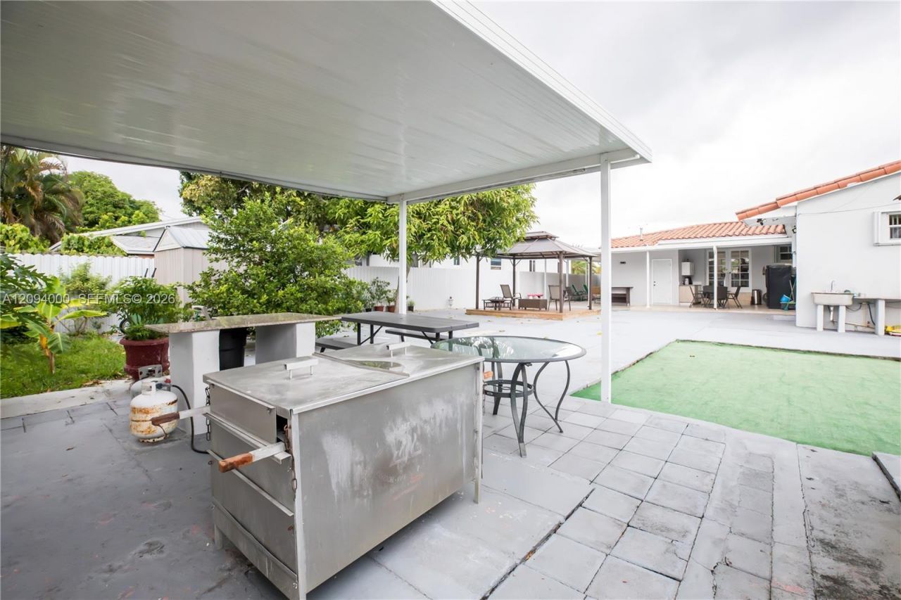 188 E 59th St, Hialeah, FL 33013 Photo