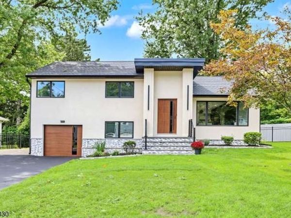 38 Brookside Ave, Fair Lawn, NJ 07410