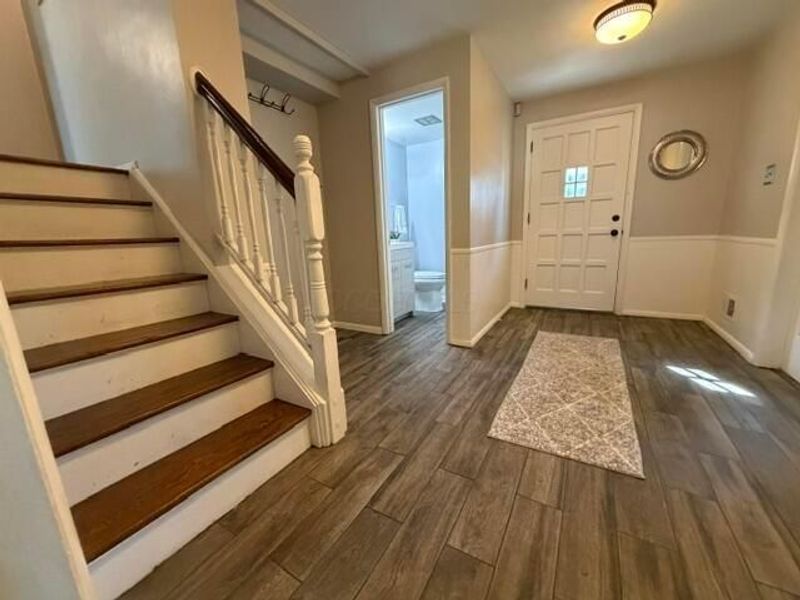 4100 Kendale Road, Columbus, OH 43220 Photo 3