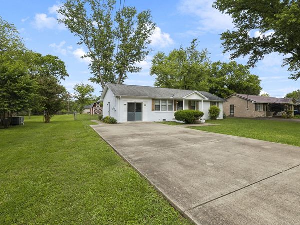 141 Mankin St , La Vergne, TN 37086
