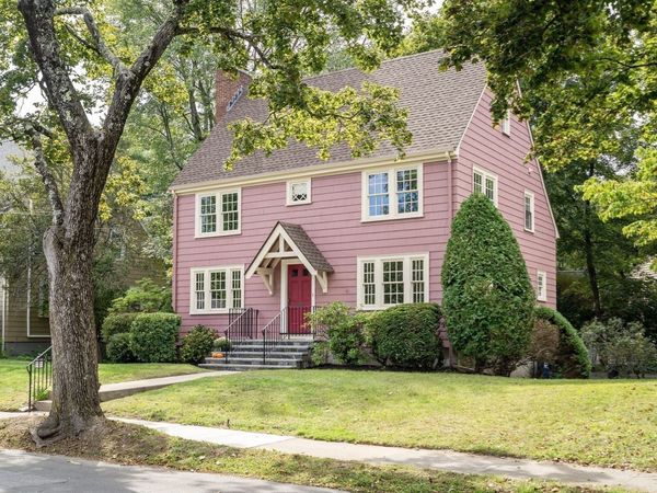 21 Allen Ave, Newton, MA 02468