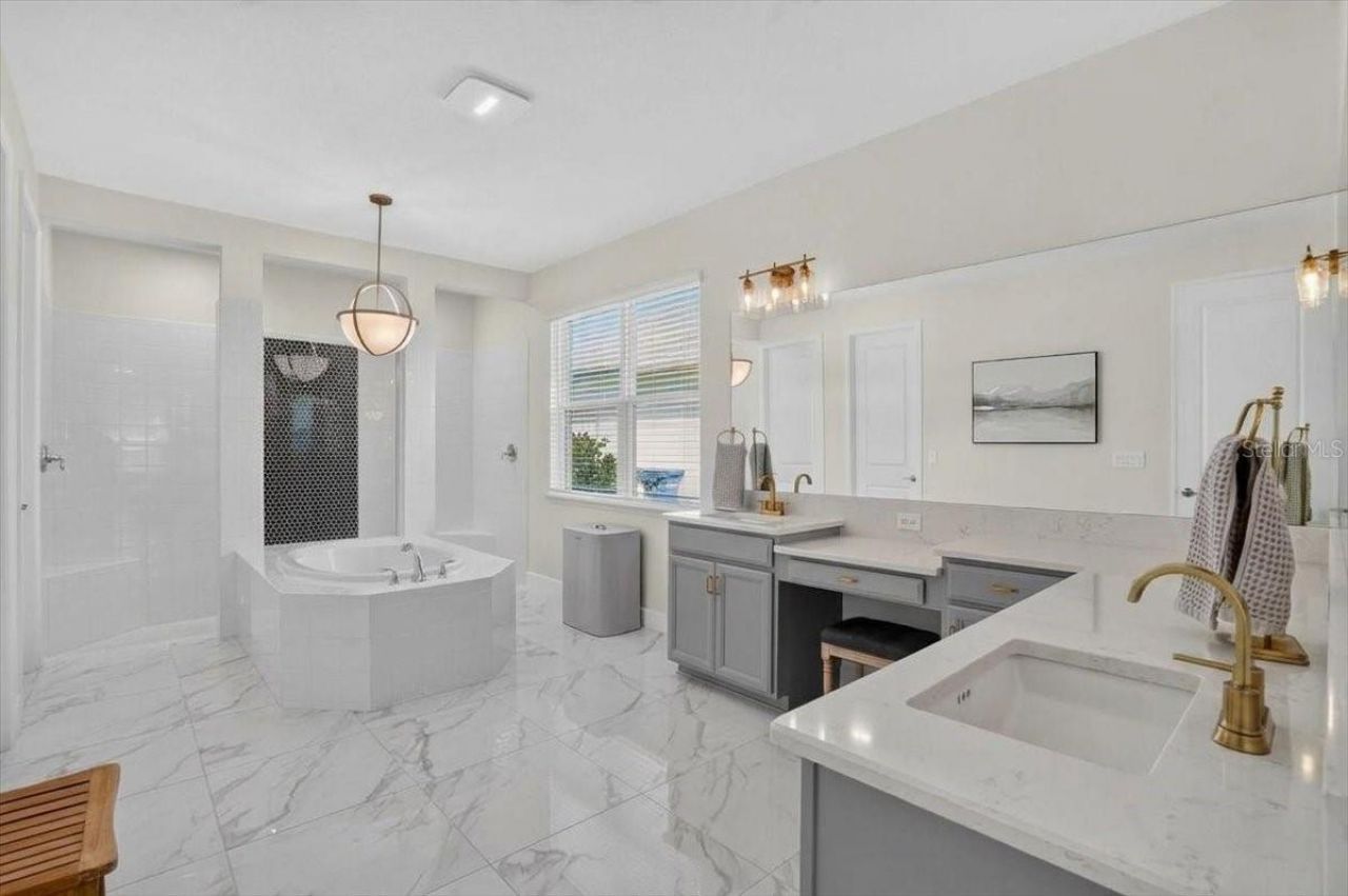 10203 Milky Way Circle, Sarasota, FL 34241 Photo
