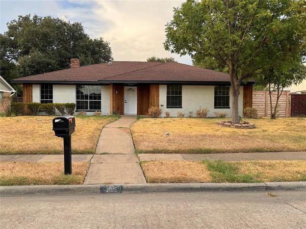 2105 Drake Drive , Richardson, TX 75081