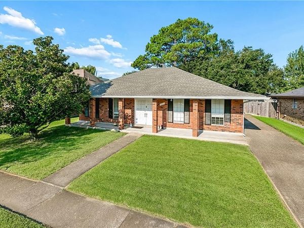 4225 BEAUJOLAIS Drive , Kenner, LA 70065