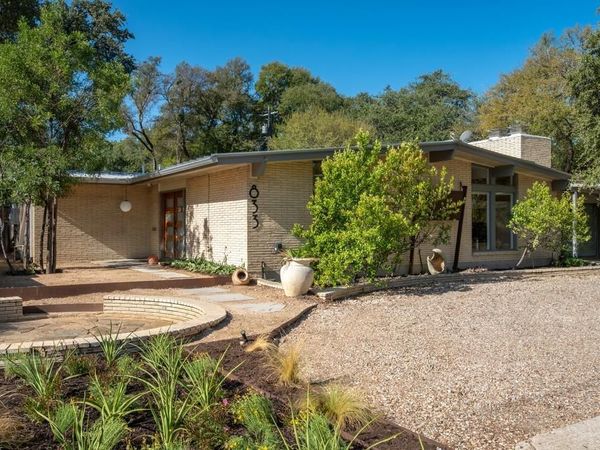 833 E 38th ST, Austin, TX 78705